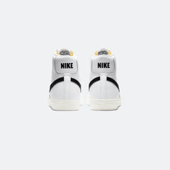 W Nike Blazer Mid '77