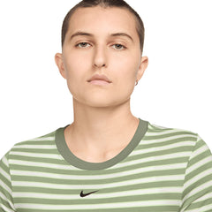 W Nike Stripped Knit Tee