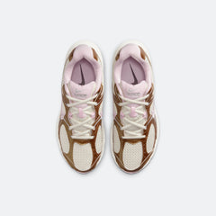 W Nike V5 RNR "Filbert/Lt Thistle"