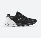 Men's Wide Fit On Cloudflyer 4 Walking Trainers