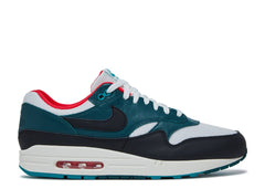 Nike Air Max 1 LeBron James Liverpool F.C.