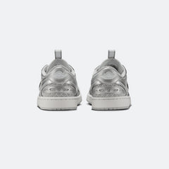 W Jordan 1 Low MM V3 "Metallic Silver"