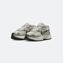W Nike V5 RNR "Summit White"