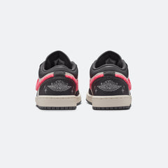 W Jordan 1 Low "Hot Punch"